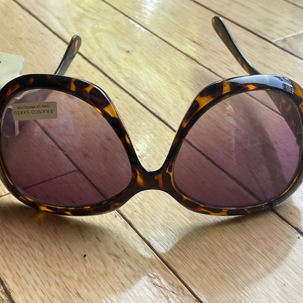 Brand new Women’s Franco Sarto Tortoiseshell Sunglasses